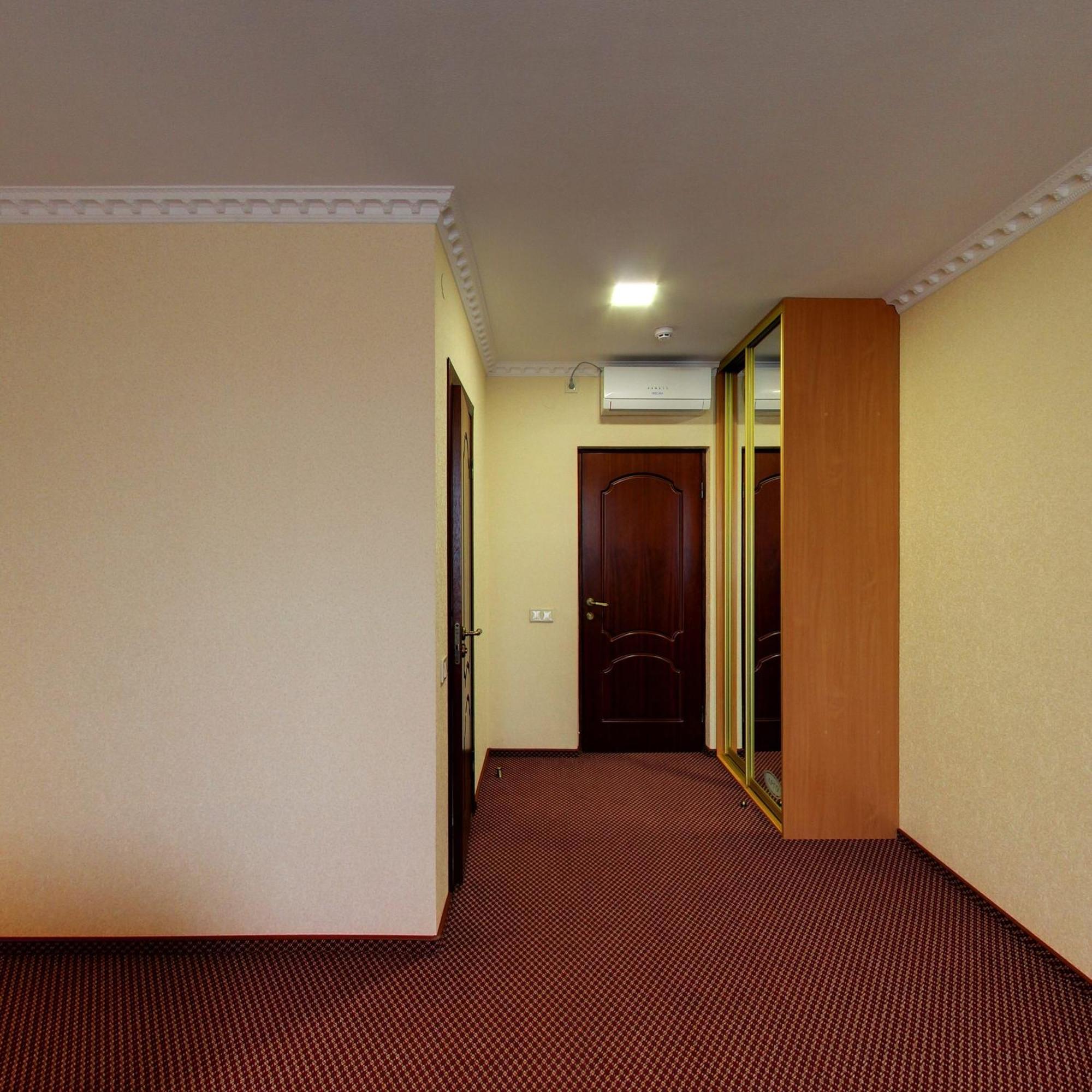 Argo Premium Hotel Lviv Kültér fotó