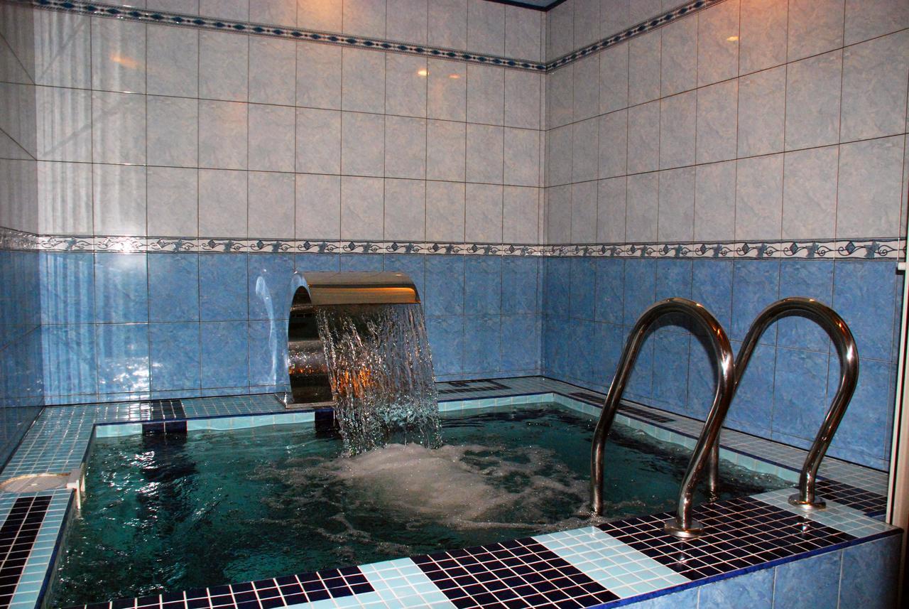Argo Premium Hotel Lviv Kültér fotó